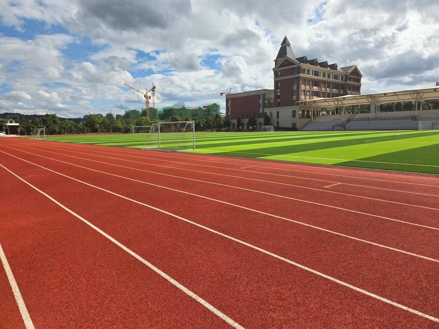 塑胶跑道施工如何保障品质？学校、体育馆、田径场专业方案