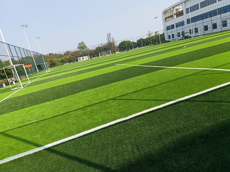 匠心打造校园运动天地，专业运动场地设施解决方案