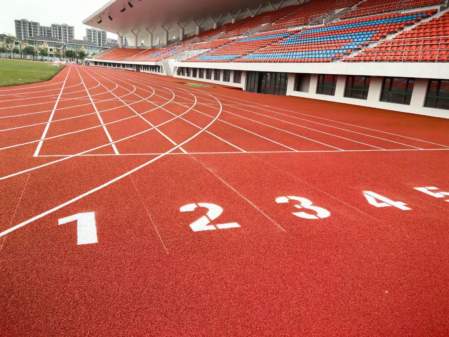 东莞学校橡胶跑道采购，为何13mm塑胶跑道成主流选择？