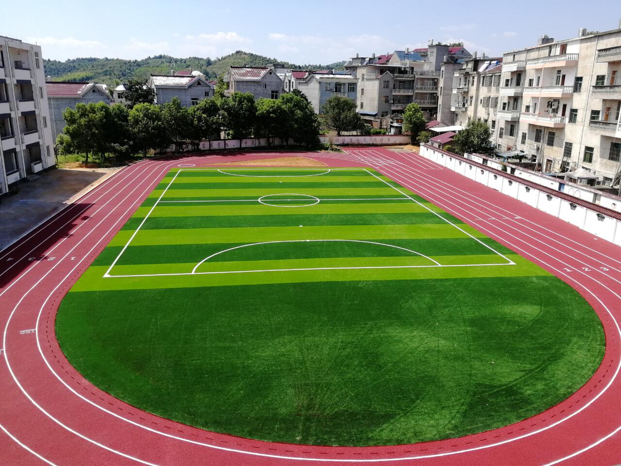 立美本地化服务全程把控，东莞塑胶跑道施工品质如何保障？
