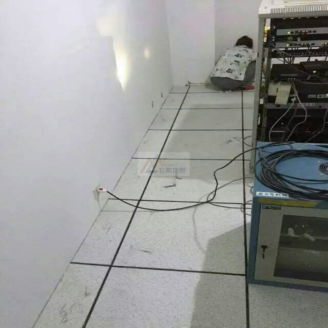 口碑出众的钢架地板，用户真实使用评价解析
